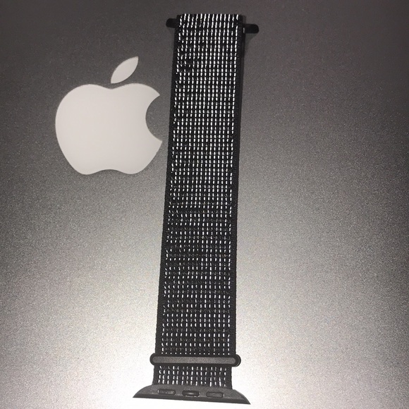 Loop Band Compatible with Apple Watch 42mm 42mm - Picture 2 of 5